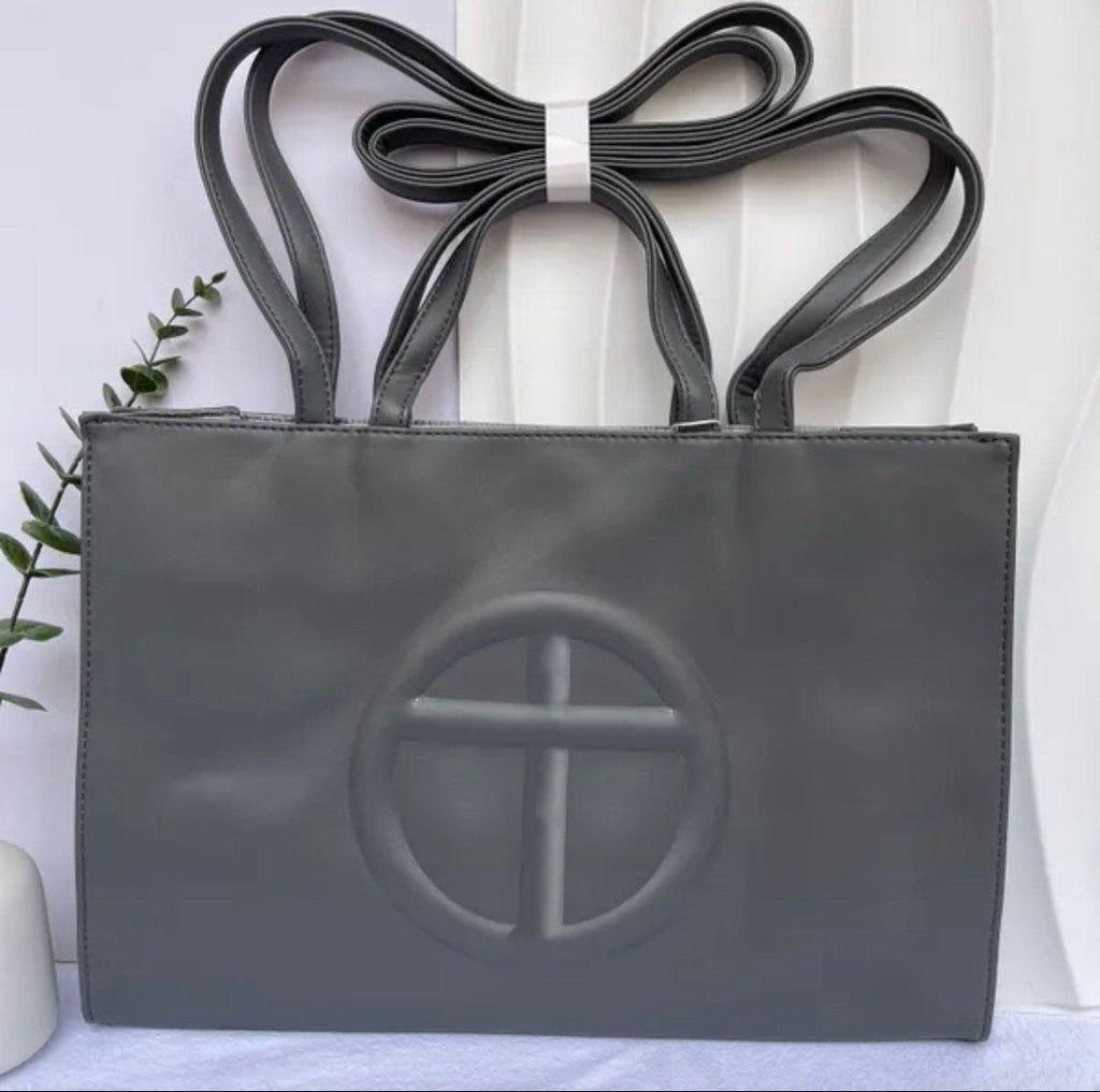 Telfar Shopping Bag in tan