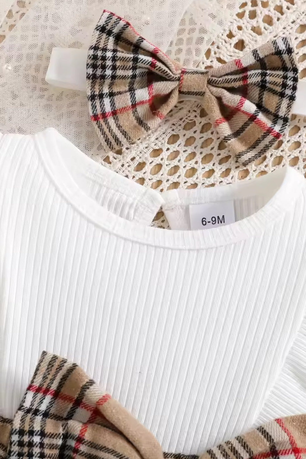 Baby Girl Plaid Bow 3-Piece Set - headband close up